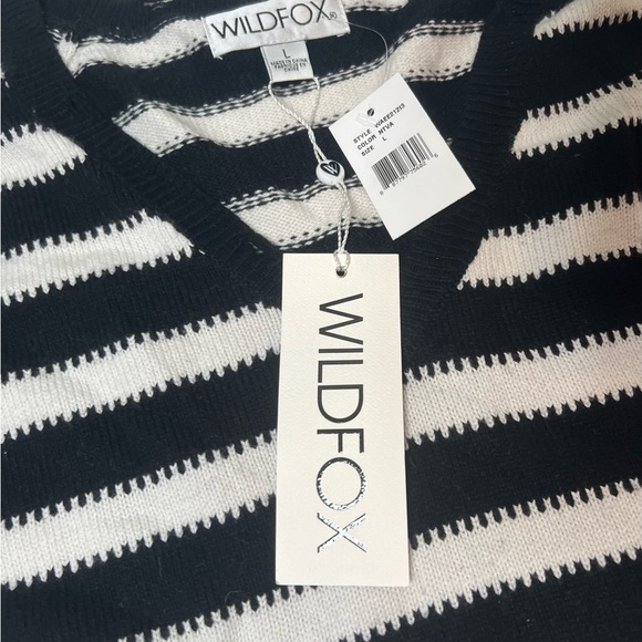 WILDFOX Leanne Striped Distressed Sweater V Neck Women Large NEW. 203 - Picture 4 of 6
